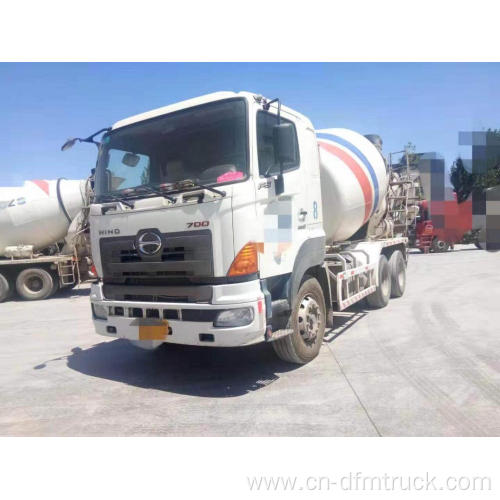 Used Hino 700 Mixer Truck